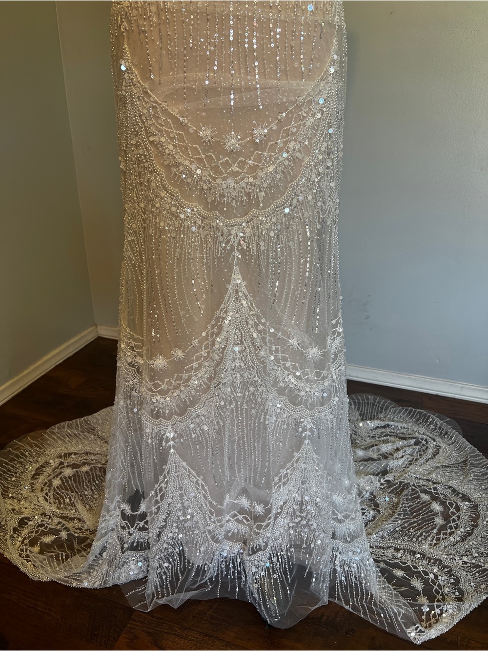 Elegant Beaded Lace Wedding Dress with Train - Picture 7 of 12